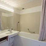 En Front De Avec Piscine A - Fr-1-3-418